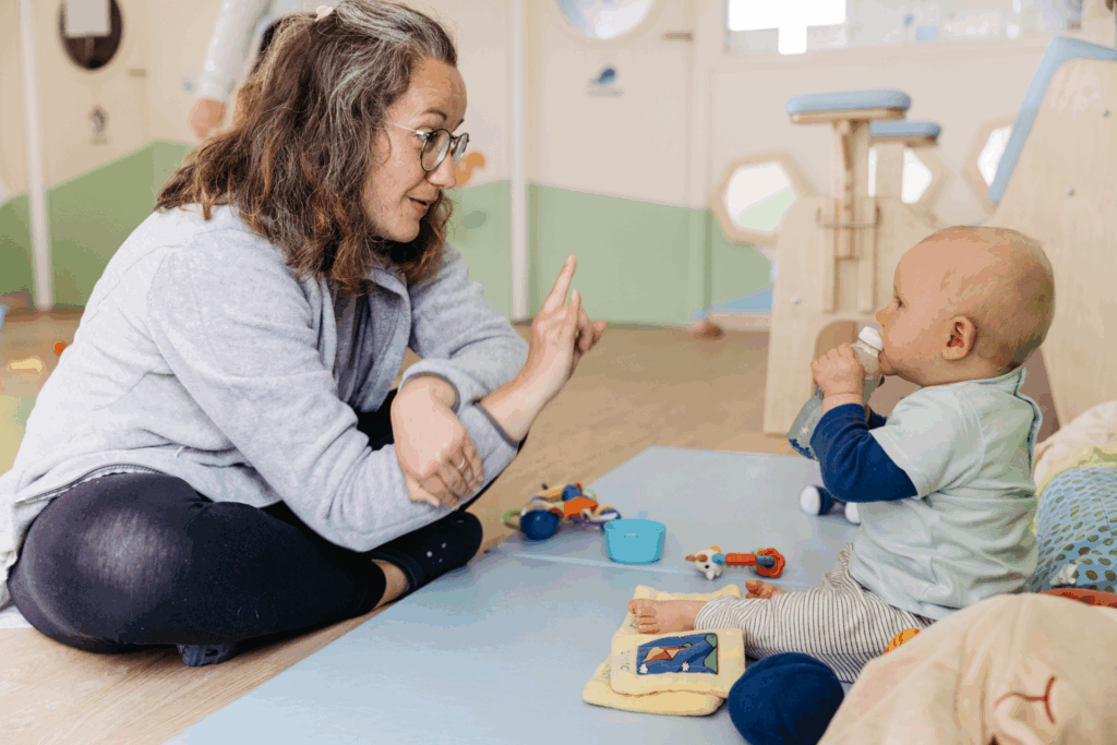 Emeline, coordinatrice santé et qualité des micro-crèches Les Jeunes Pousses 